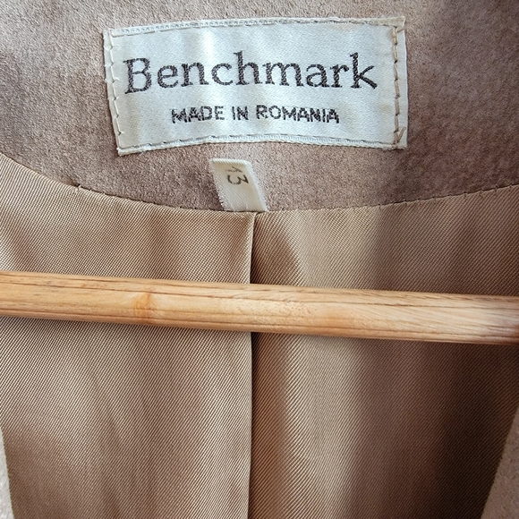 Rare vintage Leather Benchmark Jacket Made in Romania - Picture 2 of 5